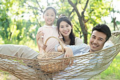 Jude Bellingham 成为《EA SPORTS FC™ 25》封面球星